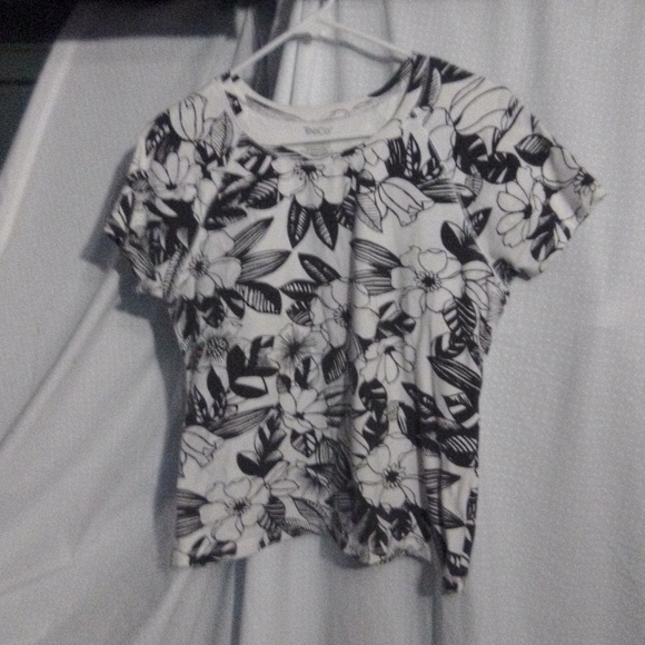 Women's T-Shirt - Picture 1 of 1